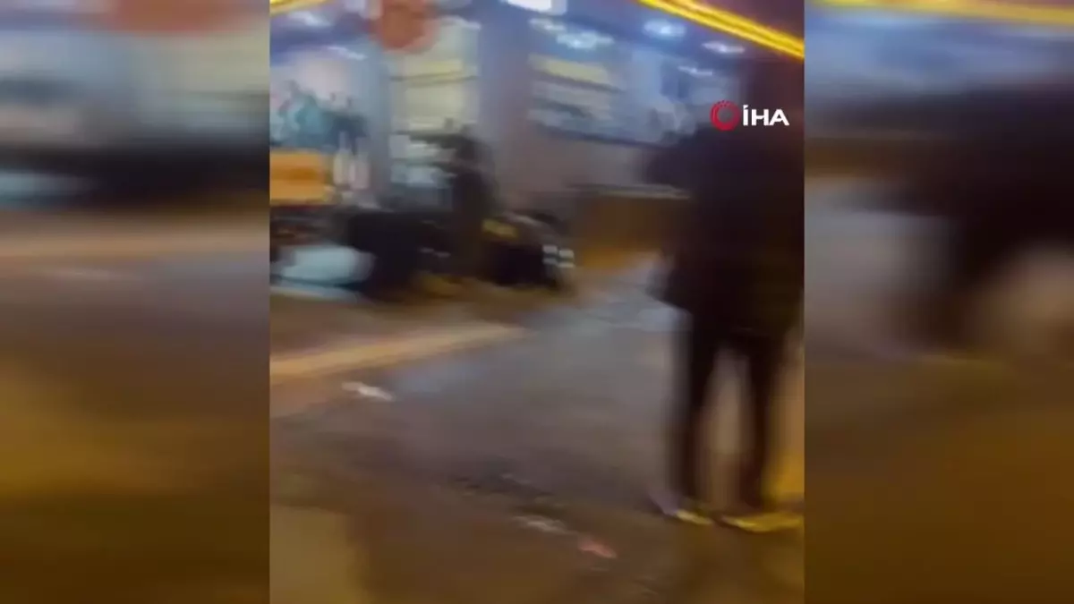 Küçükçekmece’de Silahlı Saldırı: Motosikletli Saldırganlar Kamerada